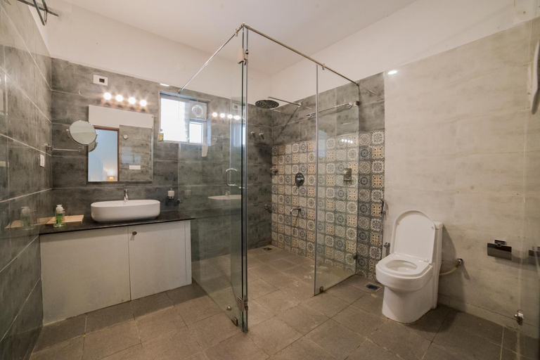 Bathroom 2, RiverMist Resorts, Chikmagalur