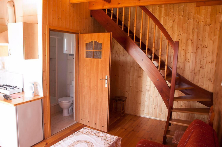 Others 5, Apartamenty pod lipa, Kamień