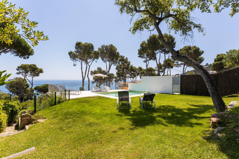 Surrounding environment 5, Frontline Sea Villa with Private Pool in Calella - POPETA, Girona