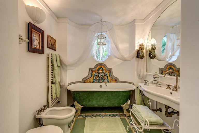 Bathroom 2, Villa Prestige '50, Napoli