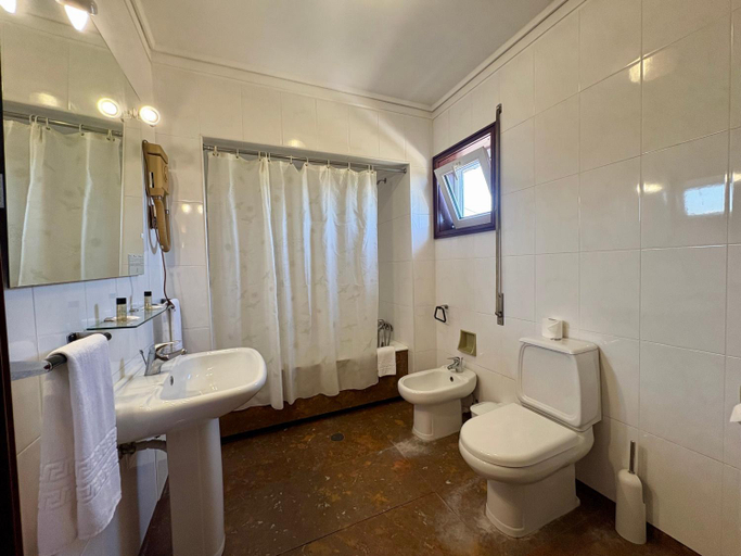 Bathroom 4, WOT Pateira Soul, Águeda