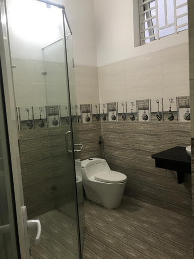Bathroom 3, QUEEN HOTEL Khach san QUEEN, Ninh Phước