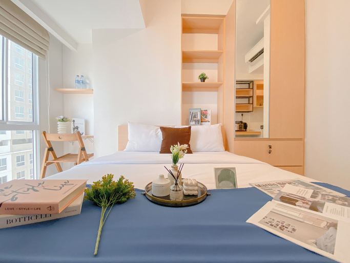 Room 4, Minimalist Peach Touch Studio Apartment At Tokyo Riverside Pik 2, Tangerang