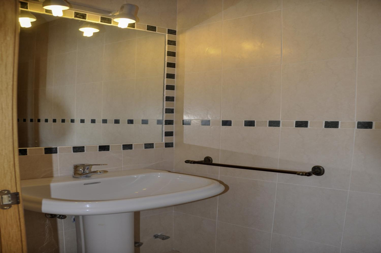 Bathroom 2, Nerja Paradise Rentals - Villa El Paraiso, Málaga