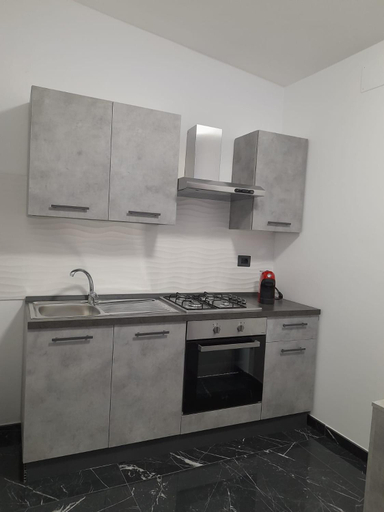 5, Casa Birmano, Taranto