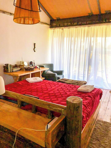 Room 5, Ole lekurruki Naromoru, Kieni
