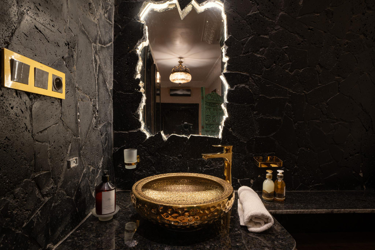Bathroom 3, Riad Khalifa, Marrakech