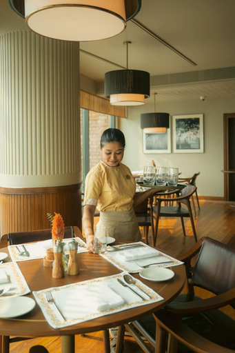 Food & Drinks 4, Taj Ganga Kutir Resort & Spa, Raichak, South 24 Parganas