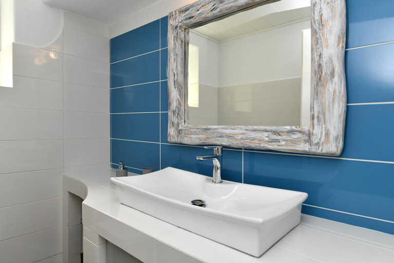 Bathroom, Nisides Villa Kostos, South Aegean