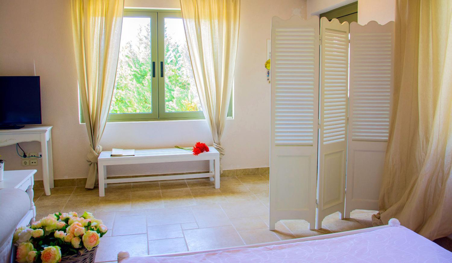 Bedroom 2, Ideales Resort, Ionian Islands