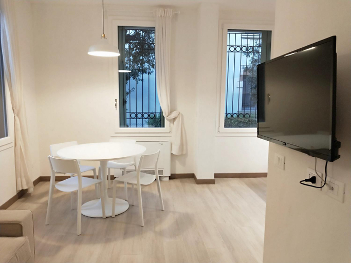 Others 2, Via Poma Apartments&Rooms, Verona