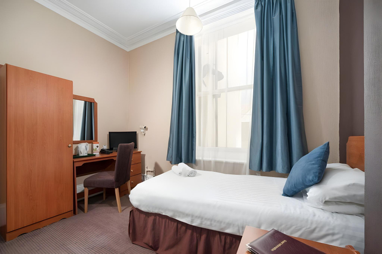 Bedroom 3, The Seafront Hotel by Compass Hospitality, Conwy