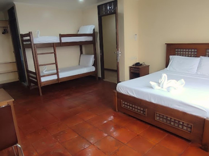 Bedroom 3, Makabata Guesthouse & Cafe , Manila City