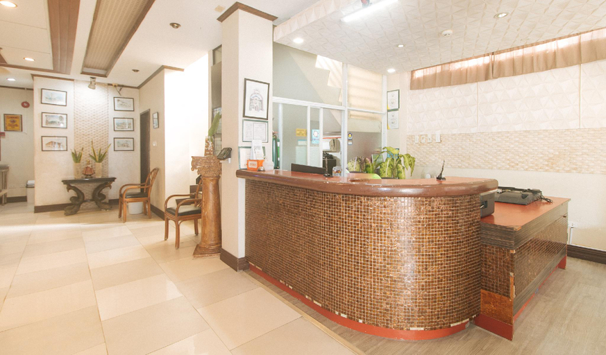 Public Area 2, Reddoorz near Landers Superstore Cebu City, Cebu City