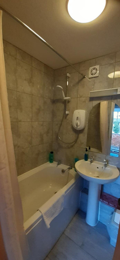 Bathroom, Church Farm, Warwickshire