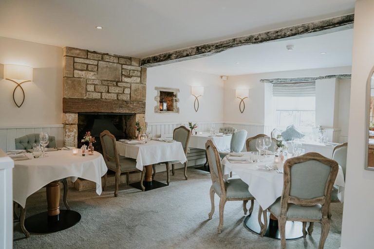 Food & Drinks 5, Number Four at Stow, Gloucestershire