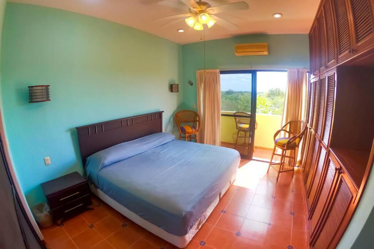Bedroom 2, Magnifica y comoda Villa 85 a 100 mts del Mar, Celestún