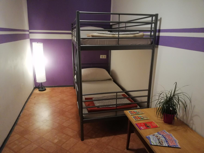 Bedroom, Unity Hostel at Udvarom, Budapesti