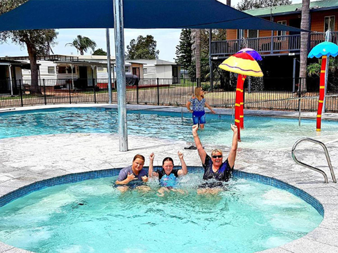 Sport & Beauty 5, Moruya Holiday Park, Eurobodalla