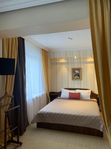 Bedroom 3, Візит, Bilotserkivs'ka