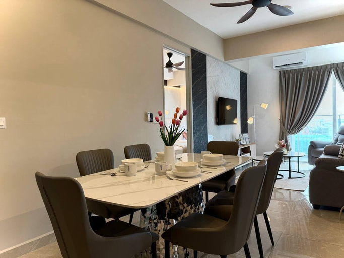 In-room dining 2, ICC Luxury Suites By Grab A Stay, Kinta