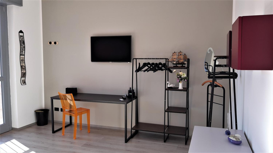 Others 3, Camere CA + MILLO, Biella