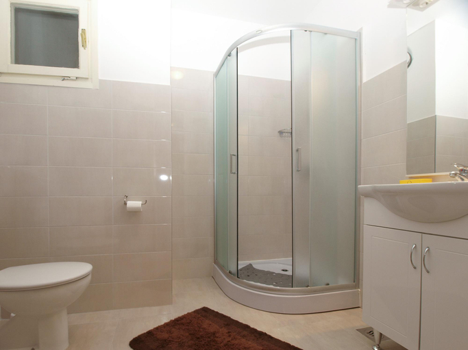Bathroom 3, Apartment 2028, Fažana