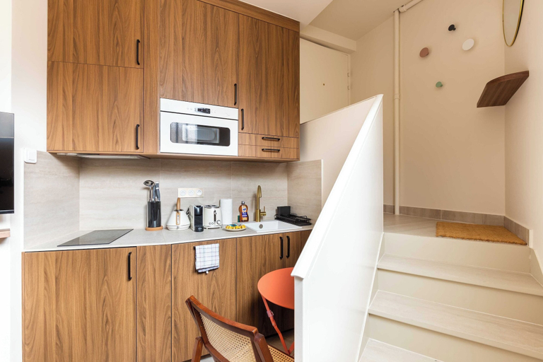 Private kitchen 2, Port-royal Residence - Charming Studio - 2P, Paris