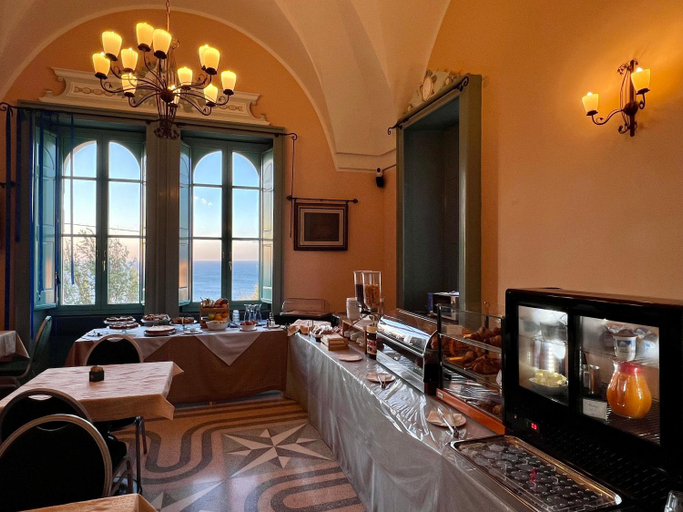 Food & Drinks 5, Villa Cesarea, Lecce