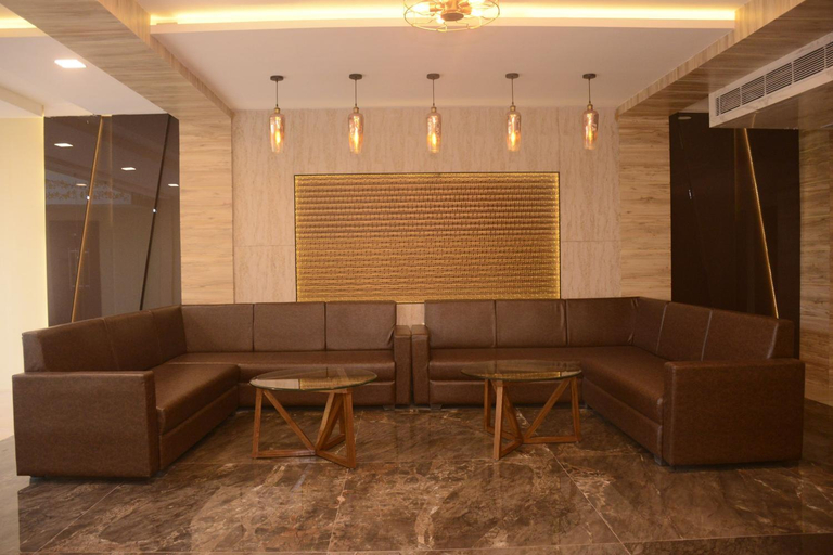Lobby 3, Hotel Bharat, Kota
