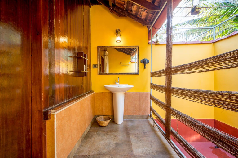 Bathroom 2, Emerald Isle, Alappuzha