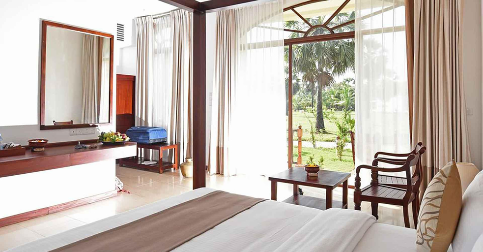 Bedroom, Shakti Vani Ayu Resort, Koralai Pattu (Valachchenai)