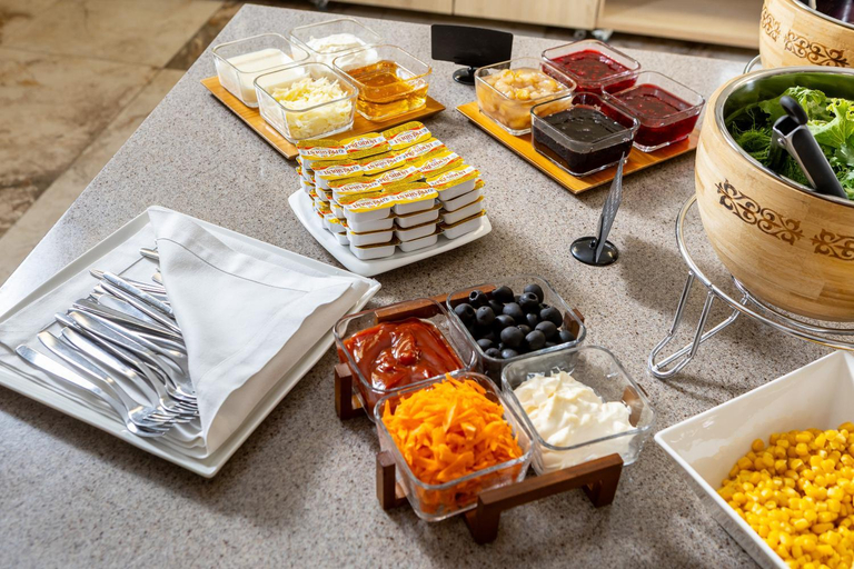 Food & Drinks 5, Infinity Plaza Hotel Block 2, Makhambetskiy