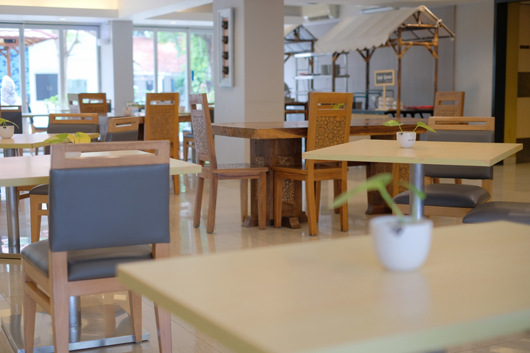 Food & Drinks 5, Metland Hotel Cirebon, Cirebon