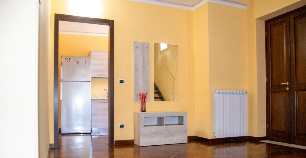 Others 5, Malies B&B, Benevento