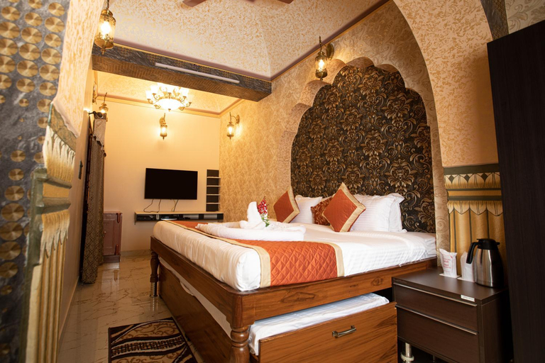 Bedroom 3, Kavassu Heritage Haveli, Jhunjhunun