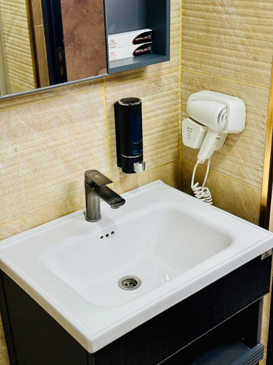 Bathroom 5, Arda Plaza Hotel, Tashkent City