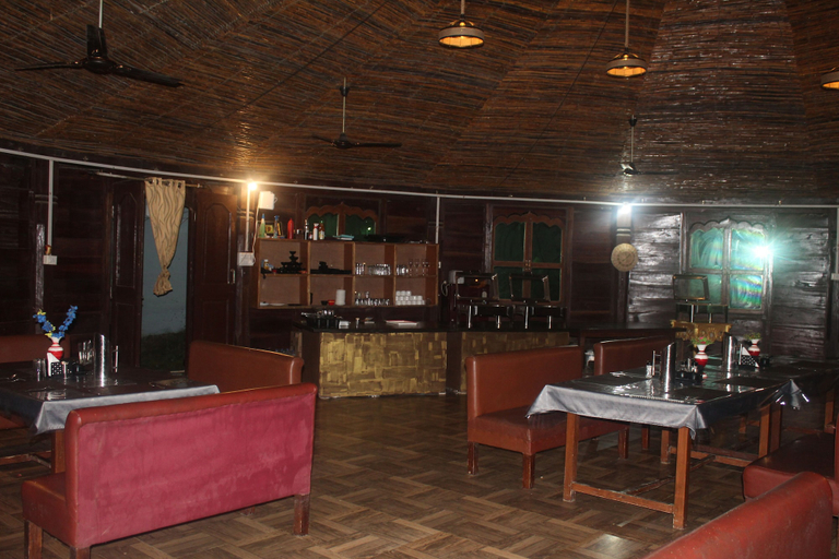 Food & Drinks, Royal Jungle Kothi, Umaria