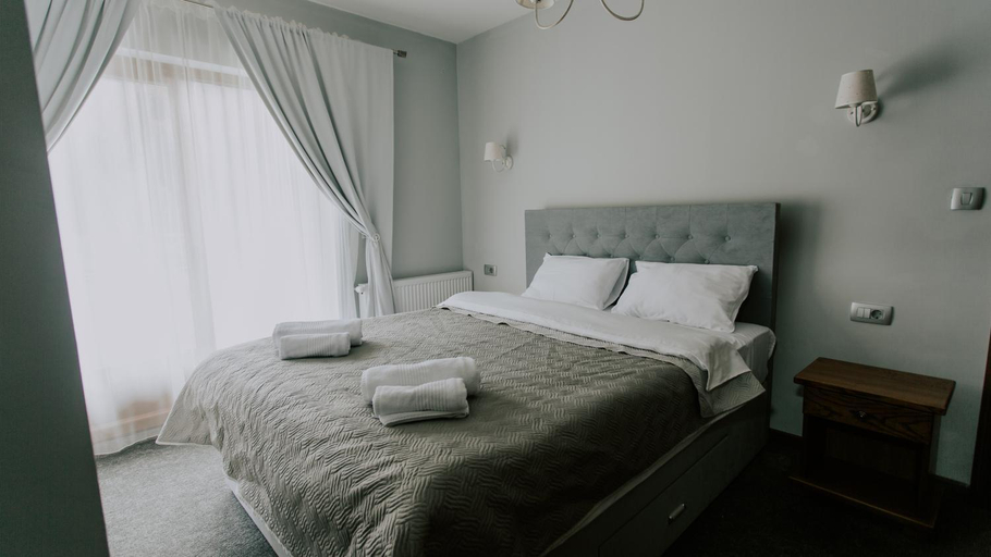 Others 3, Keystone residences