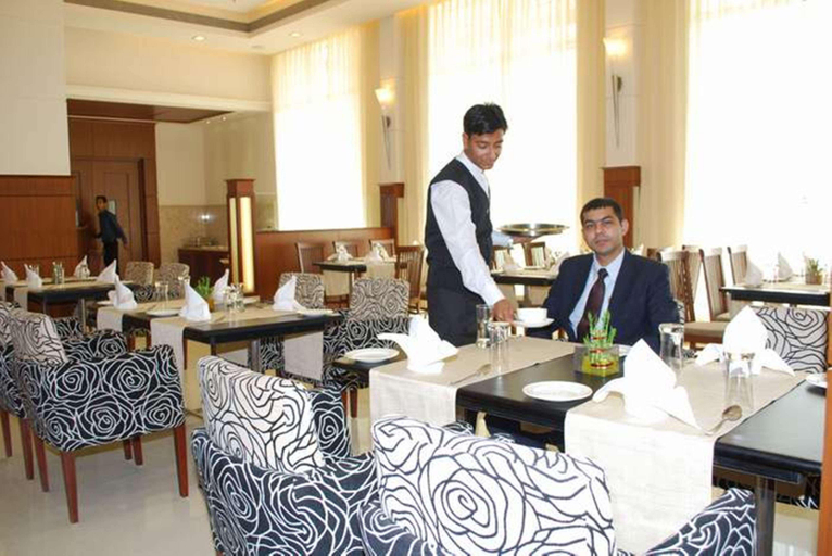 Food & Drinks 5, Ambrosia Sarovar Portico, Hardwar