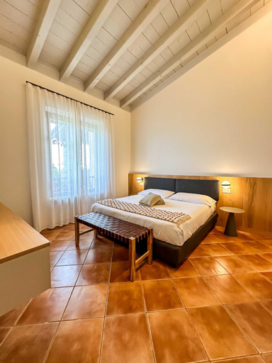 Bedroom 2, Castello Belvedere Apartments, Brescia