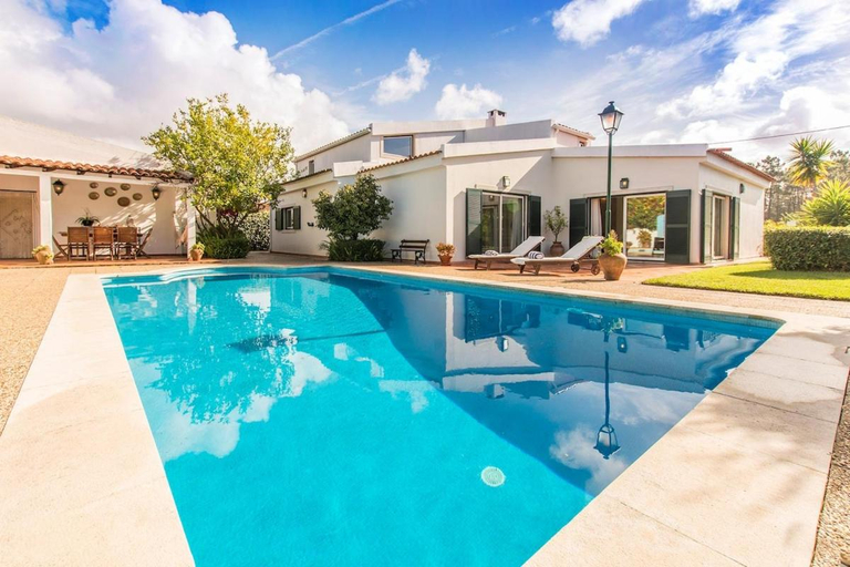 3, Villa Goreti, Seixal