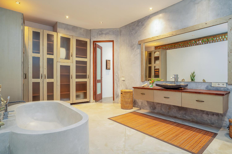 Bathroom 2, Villa Elyse Seminyak, Badung