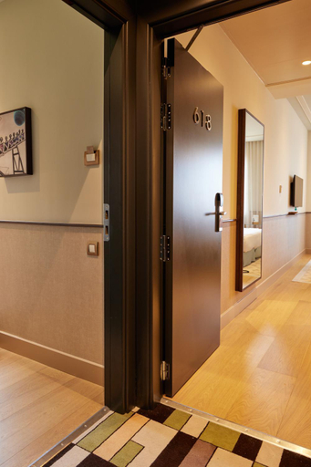 Public Area 5, Grand Hotel Central, Barcelona
