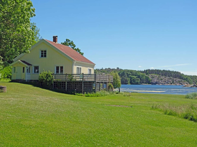 Primary image