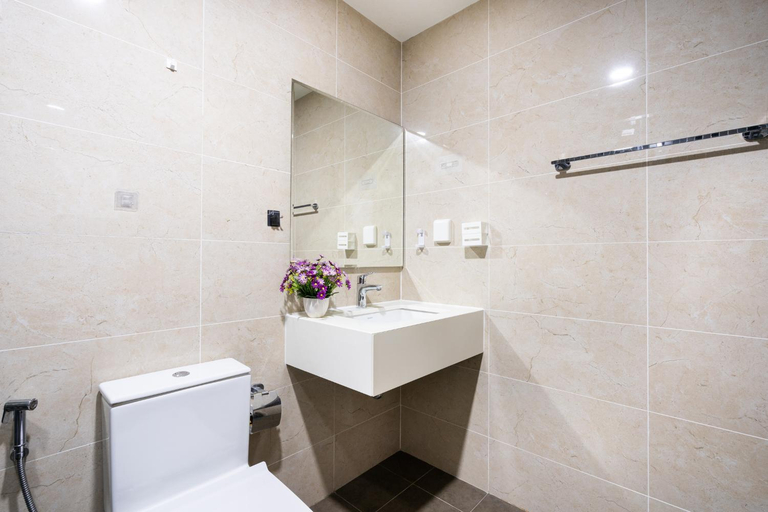 Bathroom, Tresor Apartments#center#, District 4