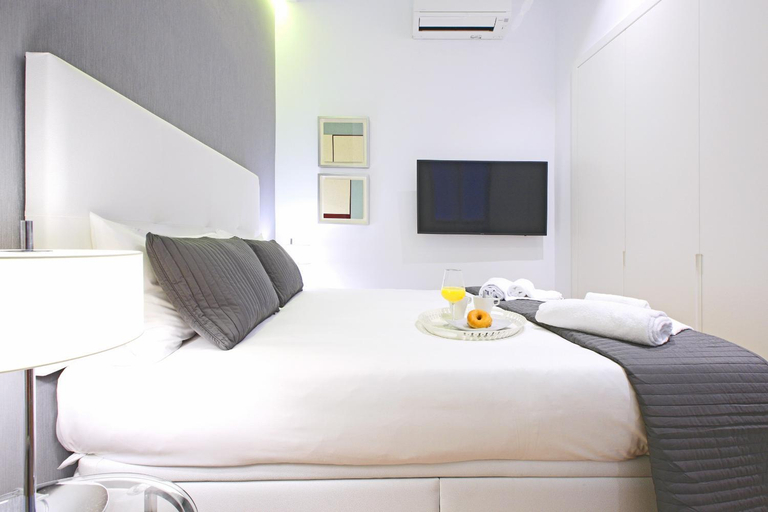 Bedroom 2, Suite Prado, Madrid