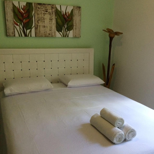 5, Suites Praia de Pernambuco, Guarujá