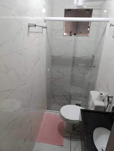 Bathroom 3, Hotel Rio Parana, Guaíra