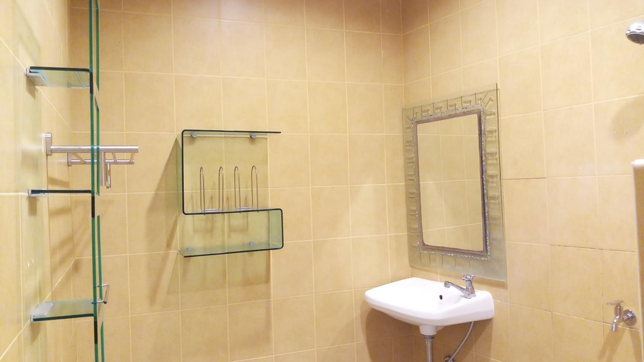 Bathroom 4, Aquaman @chalong pier, Phuket Island